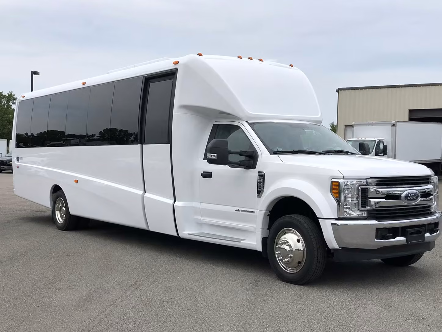18 passenger minibus