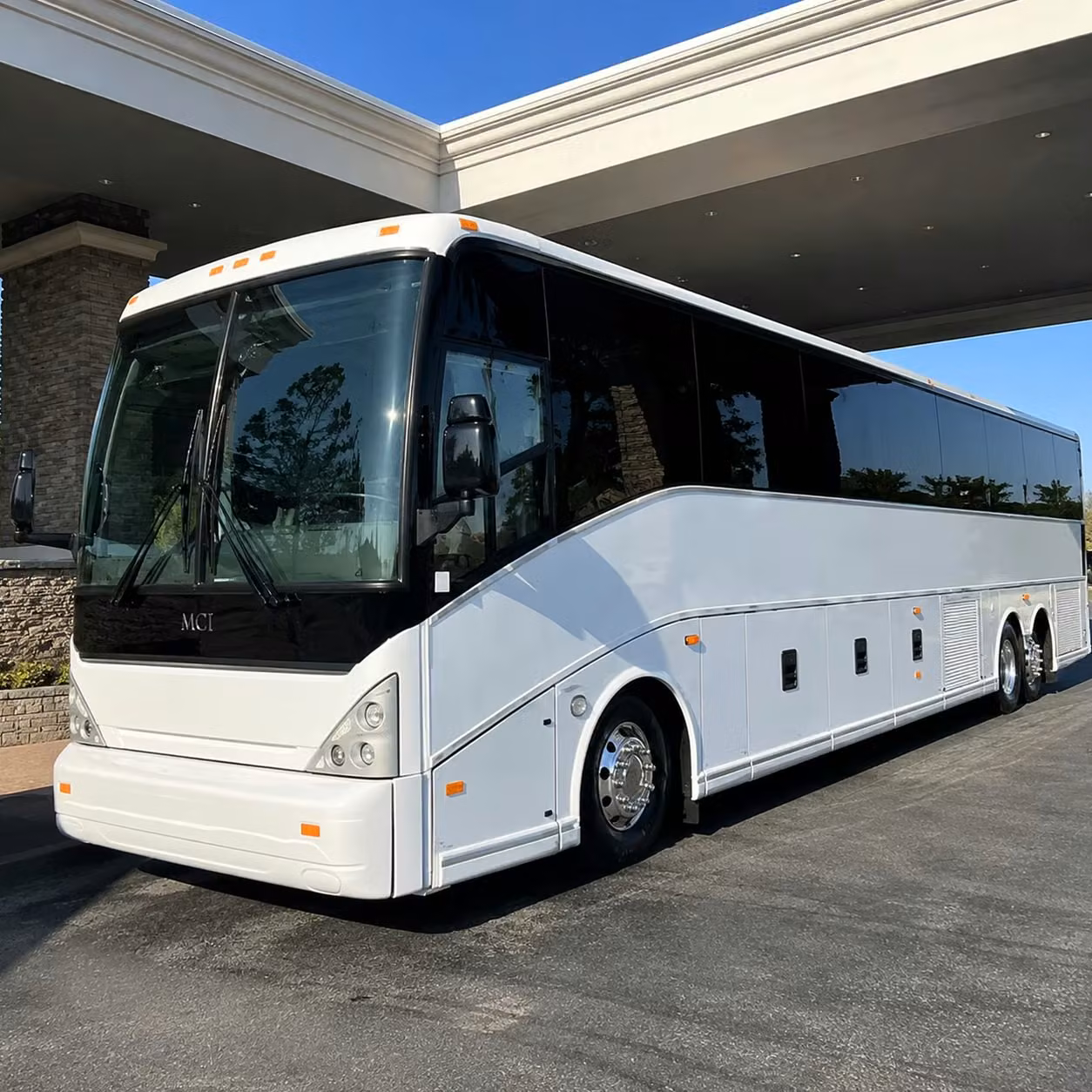 book long distance government and military charter buses from glendale to any california destination