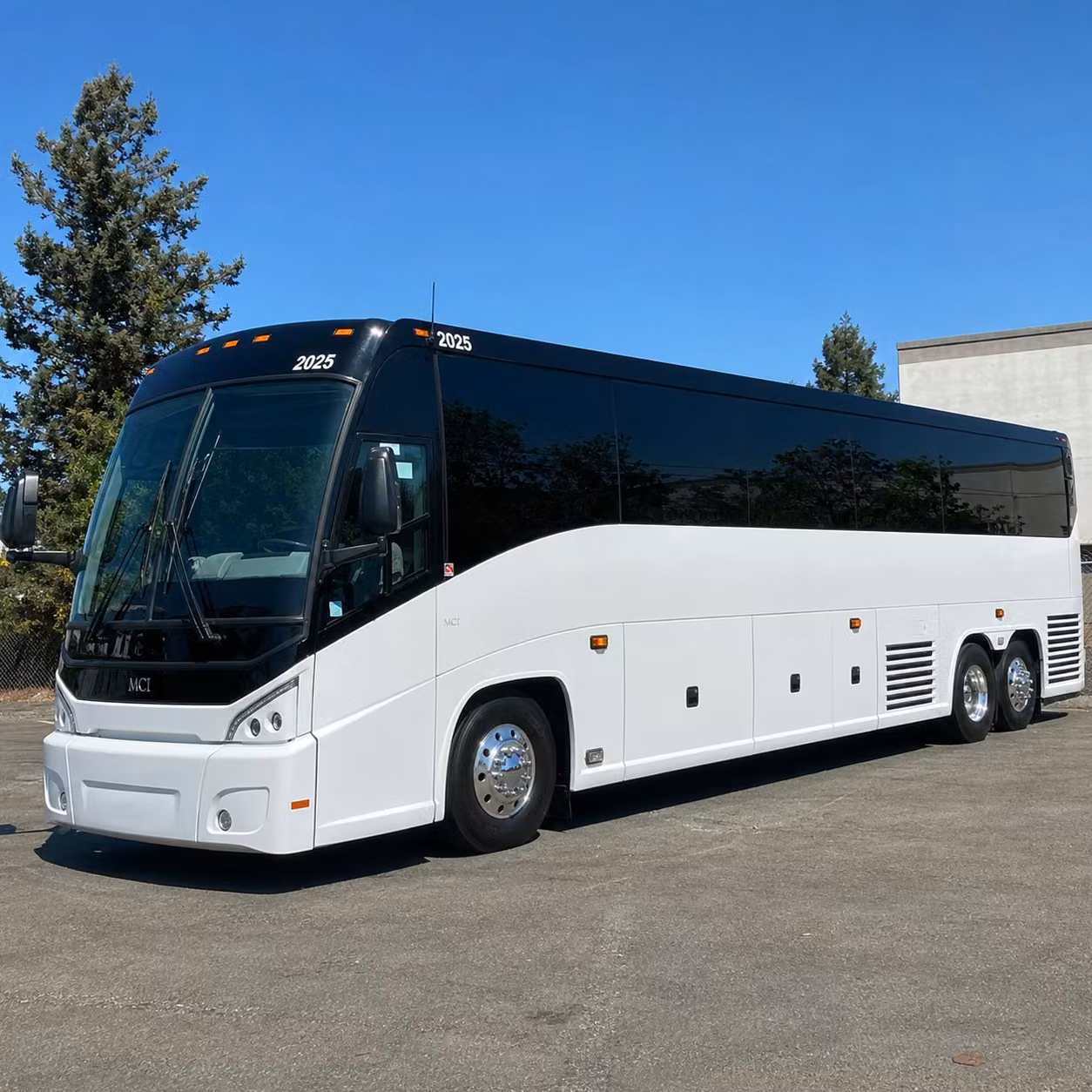 charter bus rentals for glendale church retreats and overnight trips