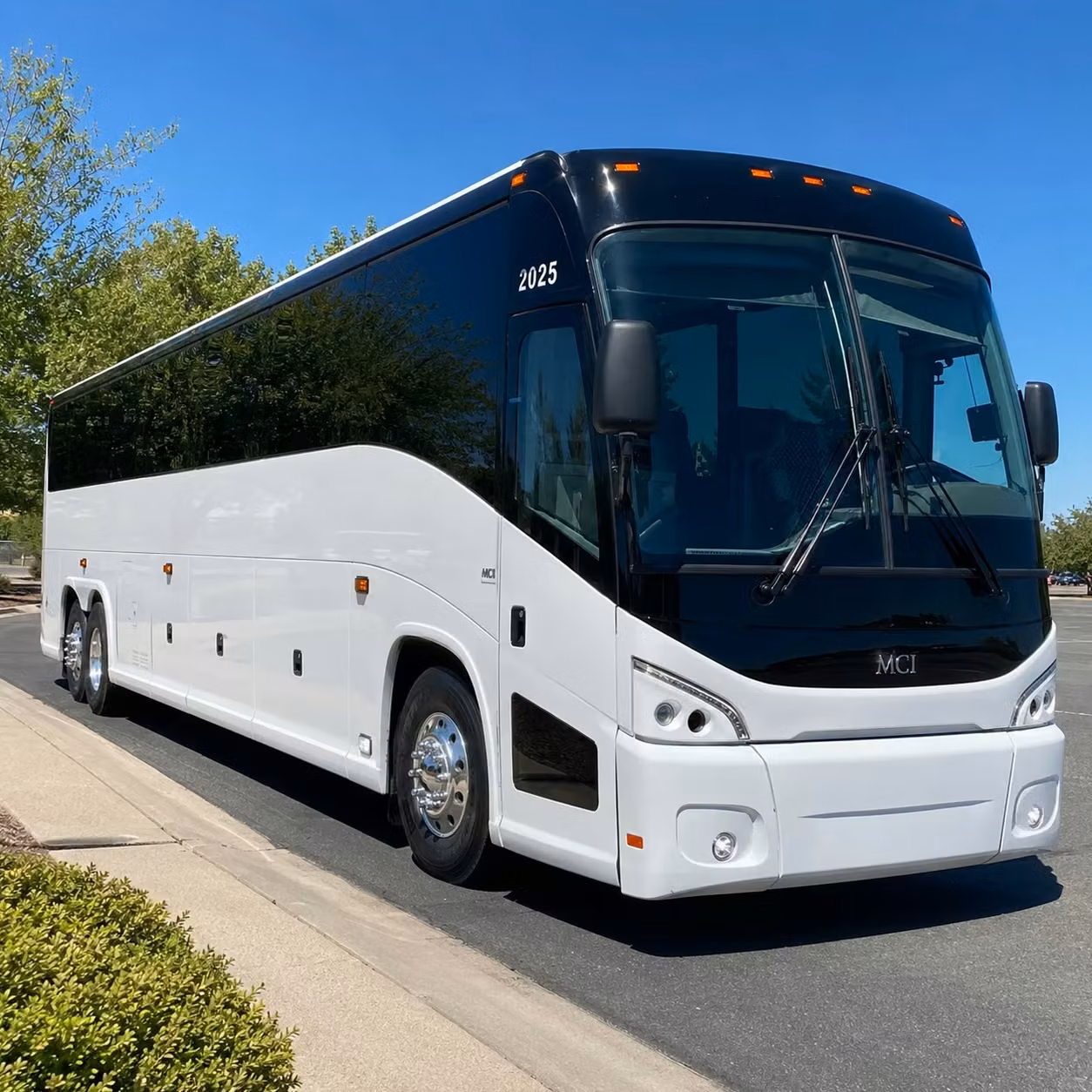 charter bus rentals for glendale conferences and convention shuttles