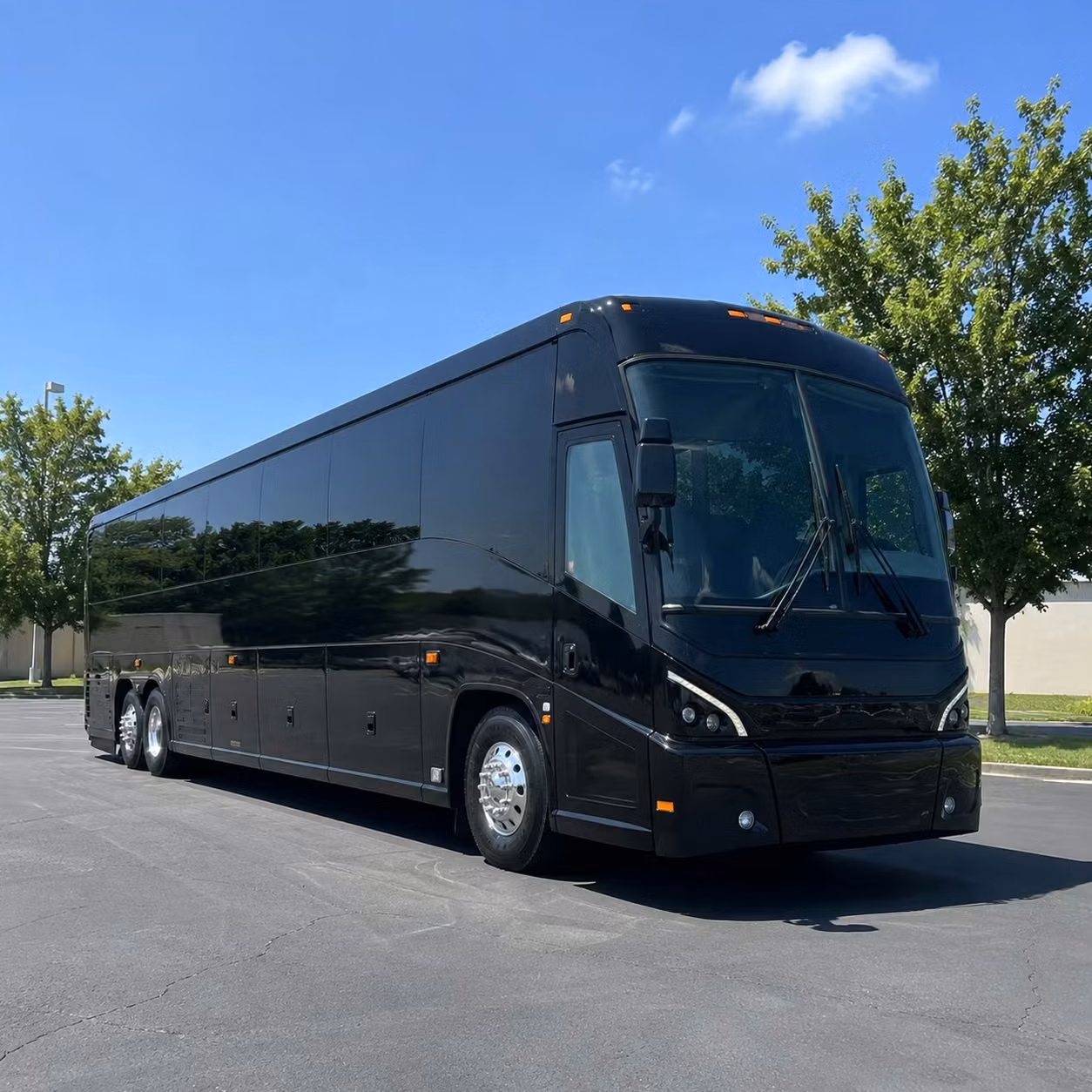 coordinate reliable airport transfers for military and government personnel flying through burbank or lax