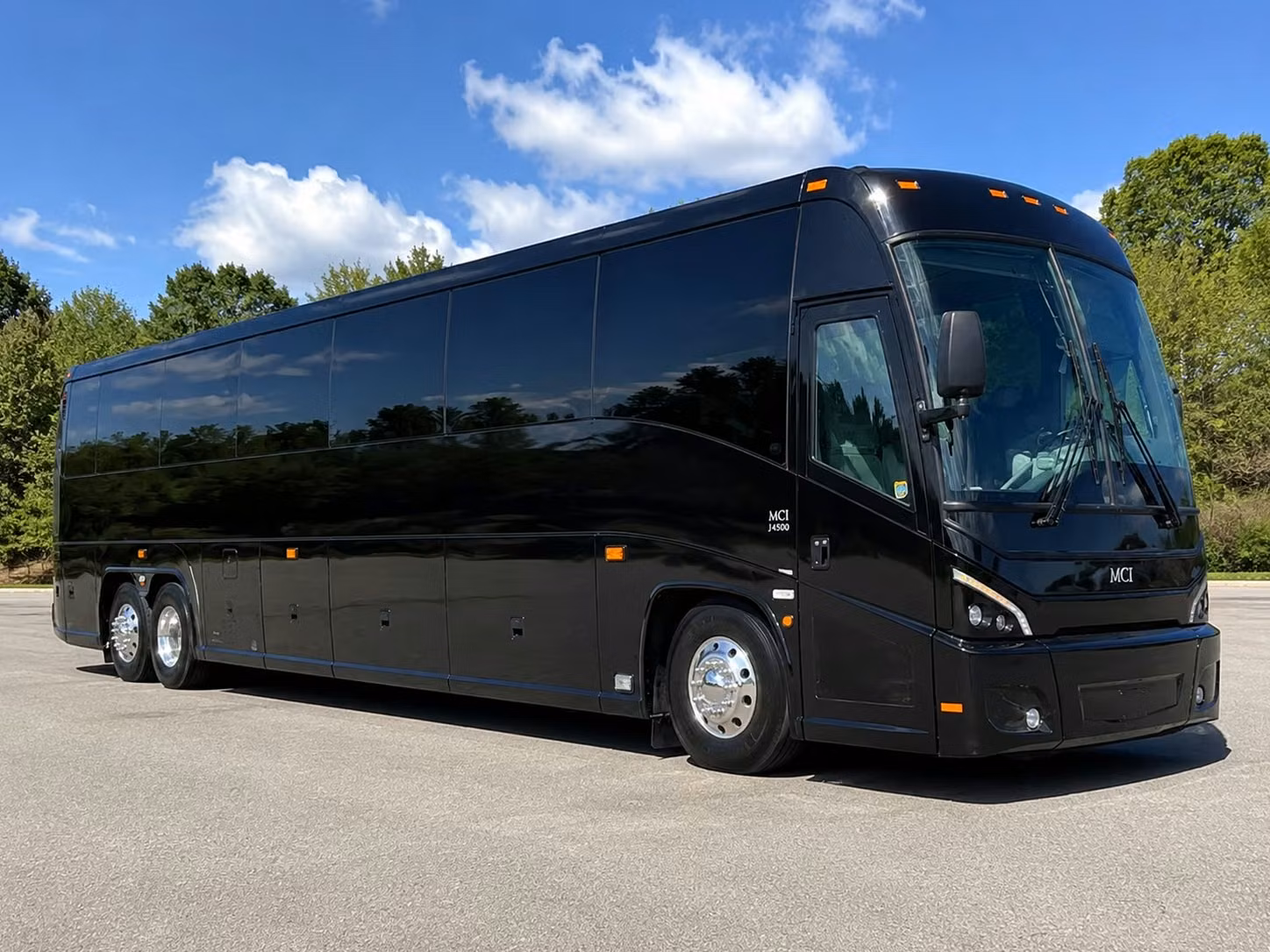 glendale corporate event shuttle bus rentals that keep business moving